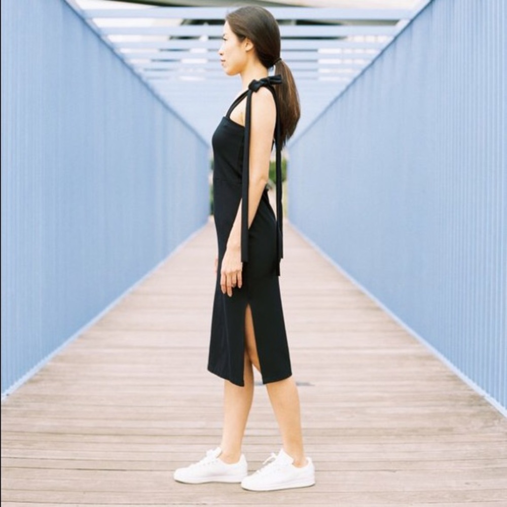 NWT Chic Navy Blue Tie Shoulder Sheath Dress - Picture 2 of 8